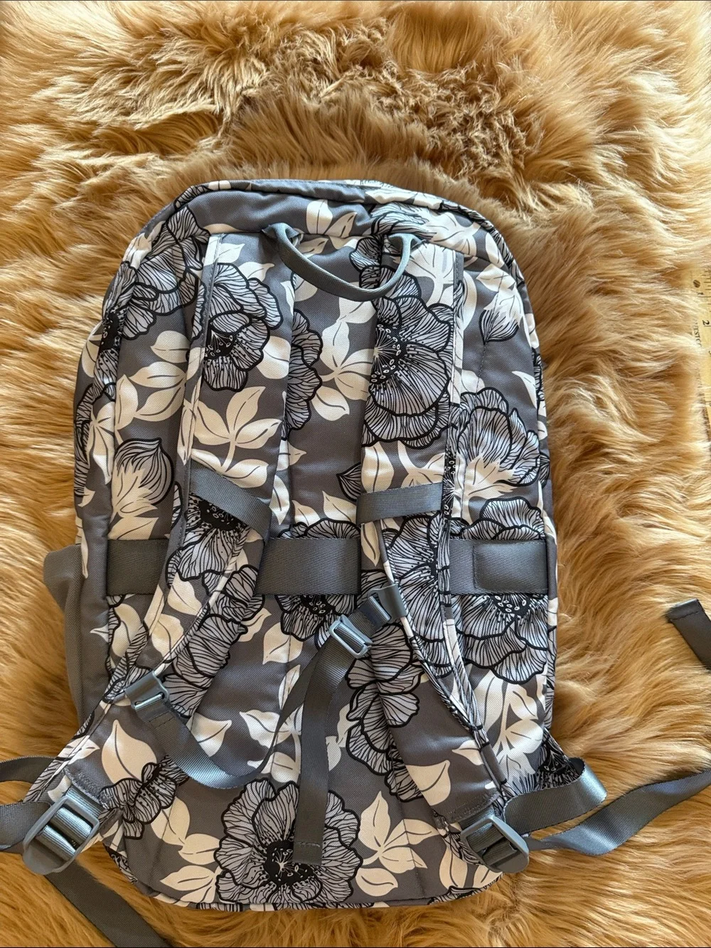 Vera Bradley Lighten Up Essential Large Backpack NWOT